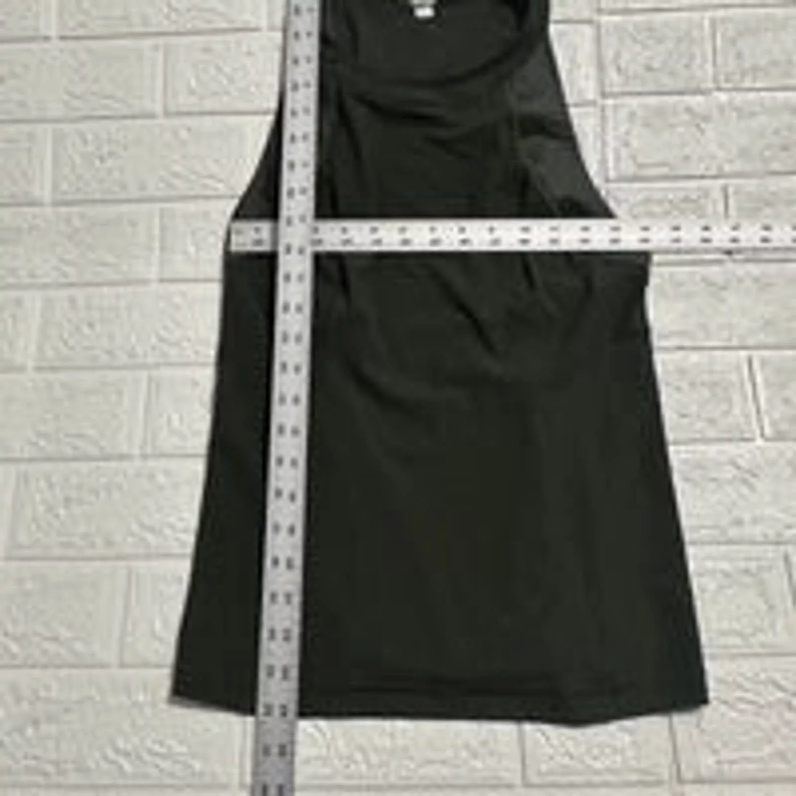 Lululemon Tank Tops Lululemon Tank Top size 4 Green