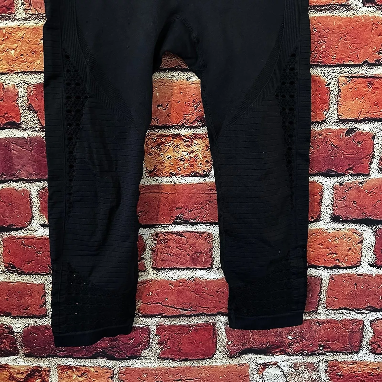 Black gymshark leggings