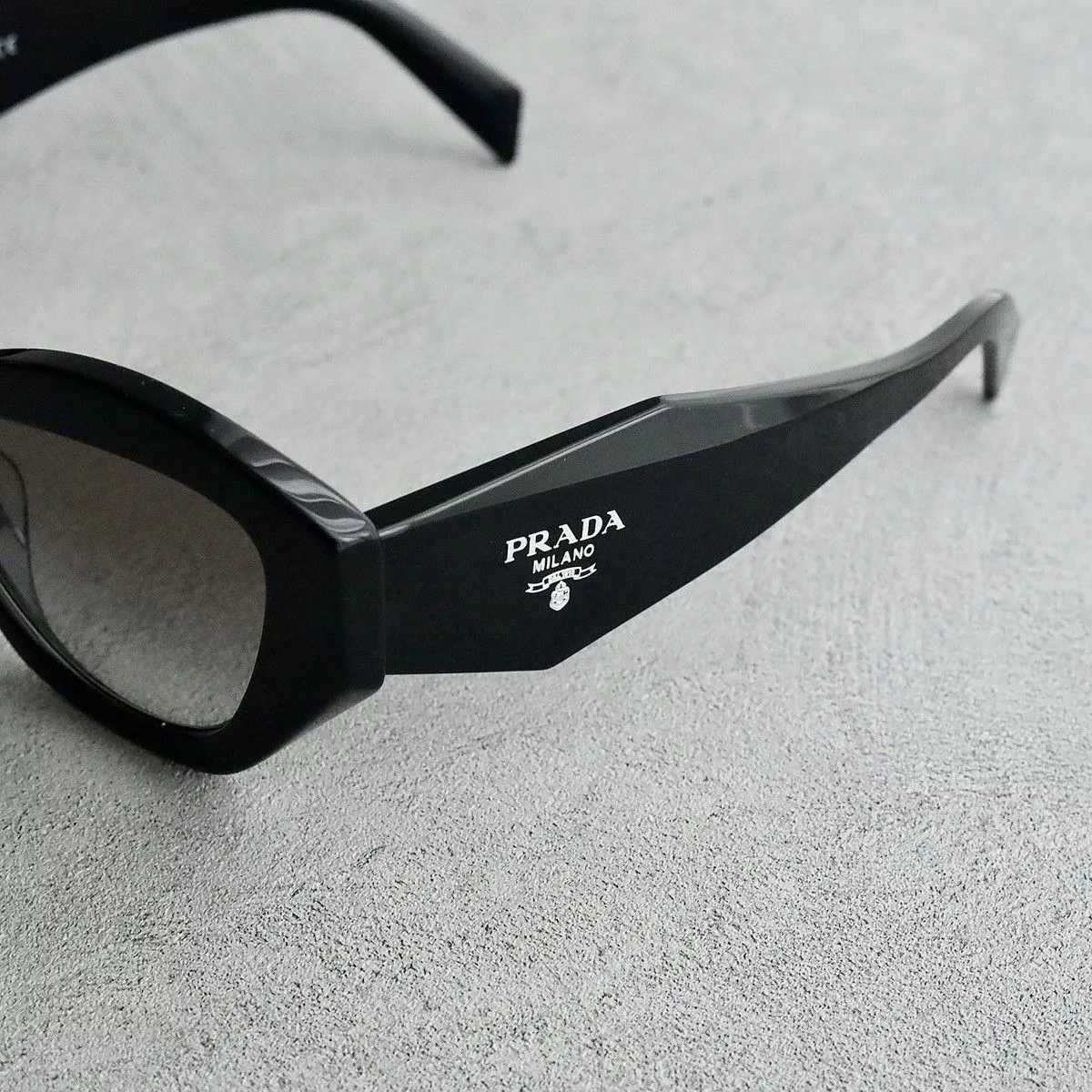 Prada Sunglasses PRADA 07YS SUNGLASSES Black