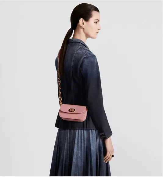 Dior Shoulder Bags Dior o1w1db10624 Size: OS / Montaigne Avenue Bag in Antique Pink