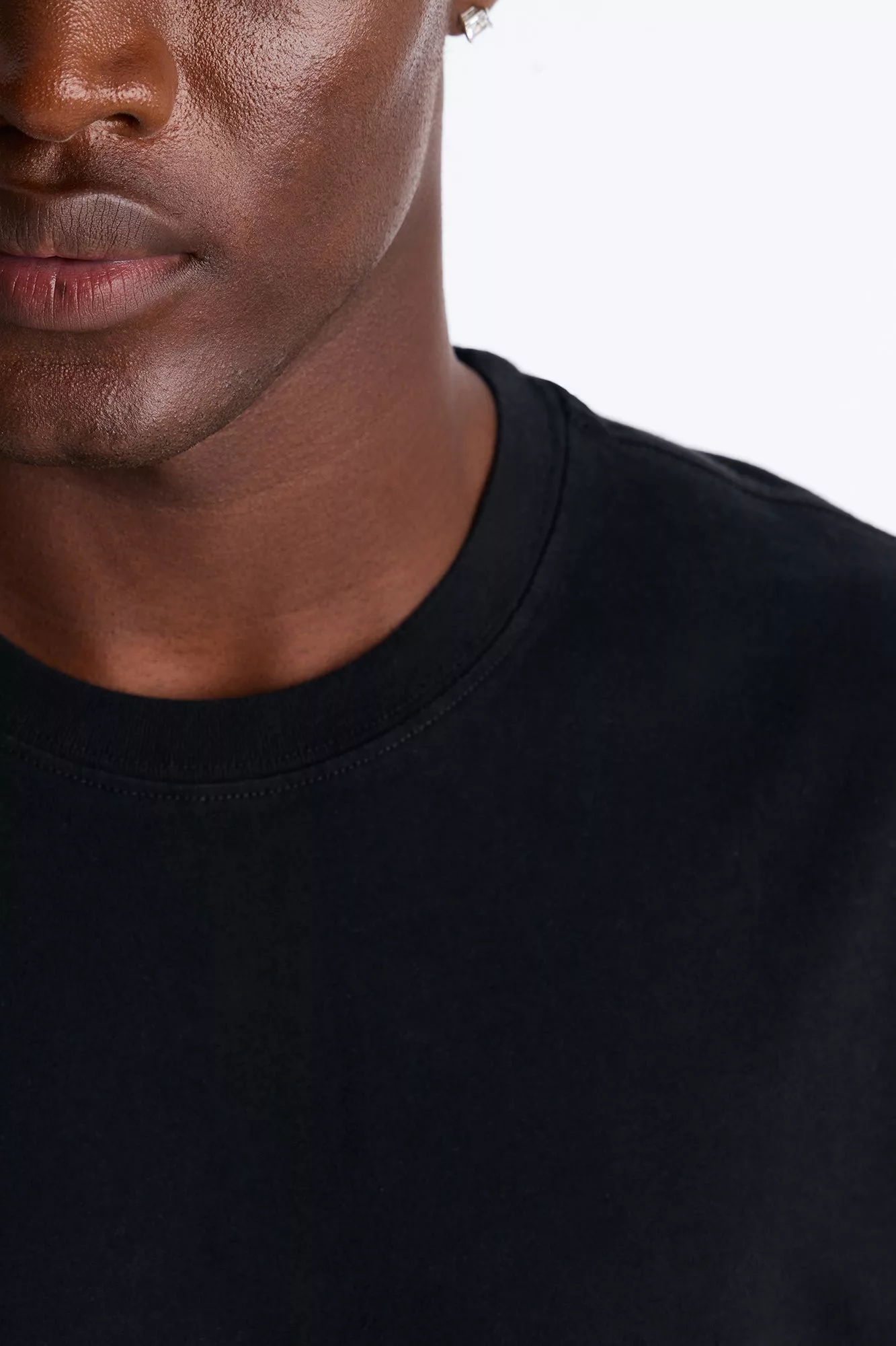 Destructed Crewneck Tee - Black