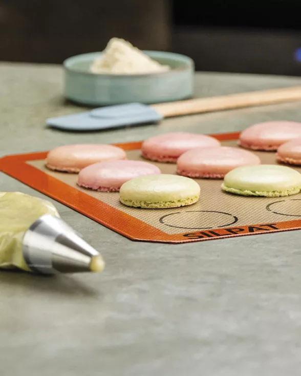 Silpat Macaron 1/2 Sheet Pan Mat