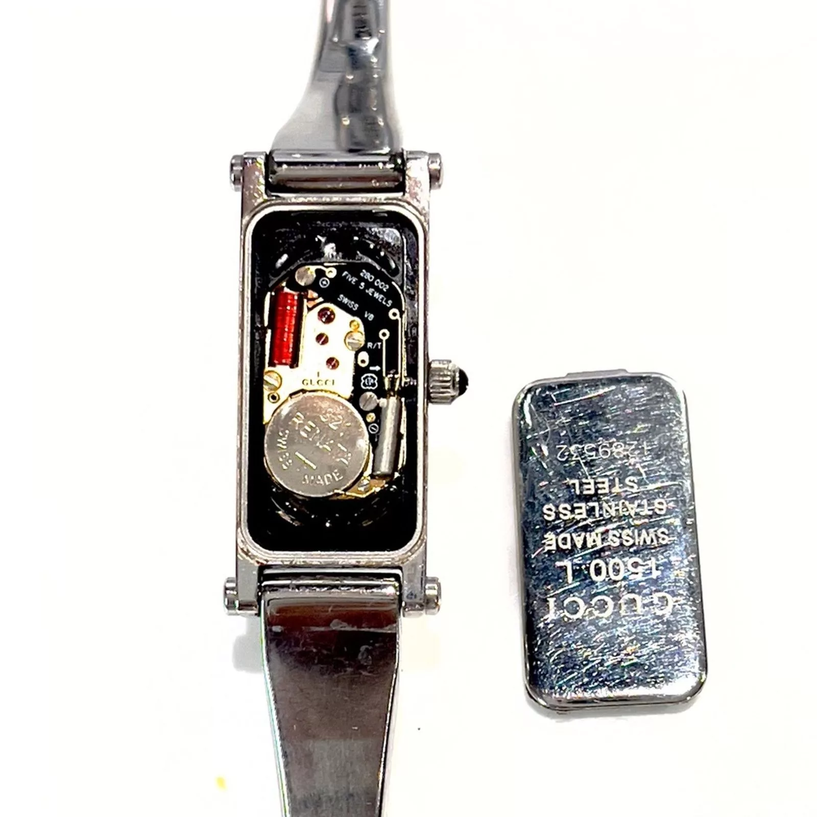 Gucci Watches GUCCI Vintage Stainless Steel 1500L Quartz Wristwatch Silver