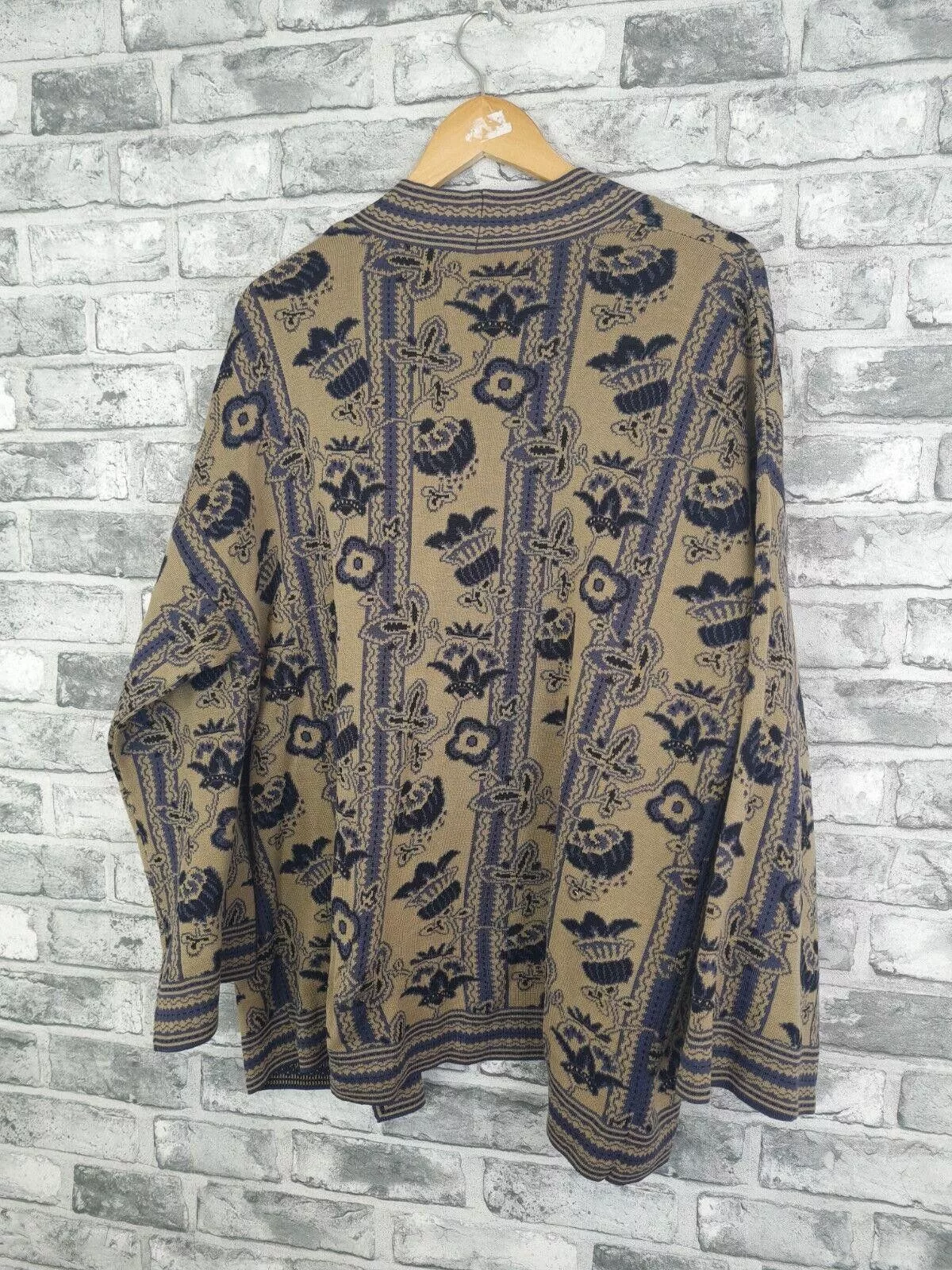 Designer Sweaters Designer Peruvian Connection Cardigan Size Medium Fit 12 14 Brown