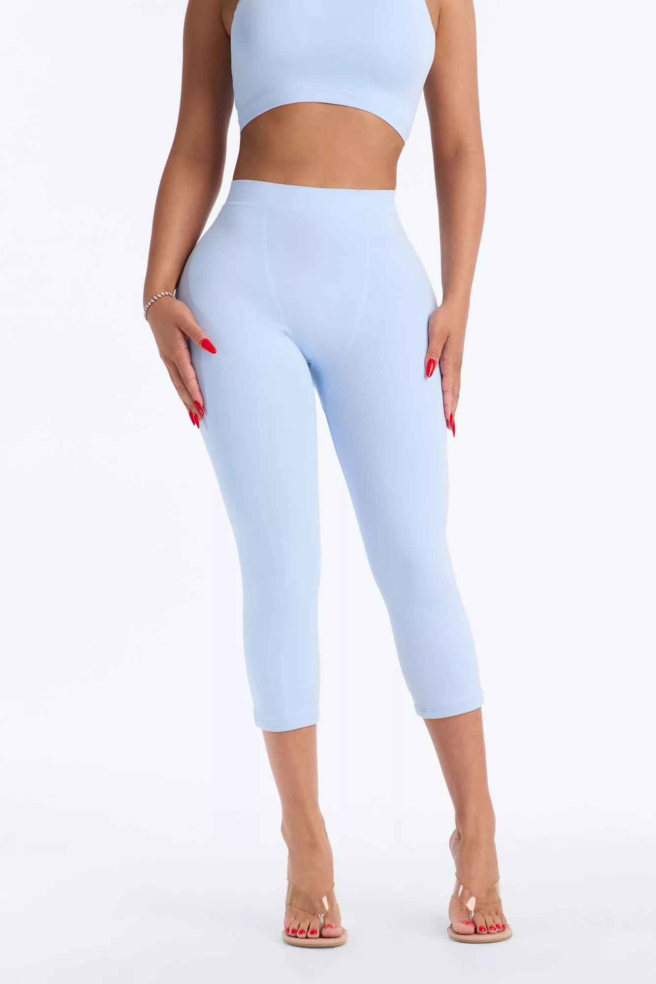 Seamless Smooth Double Lined Capri Pant - SkyBlue