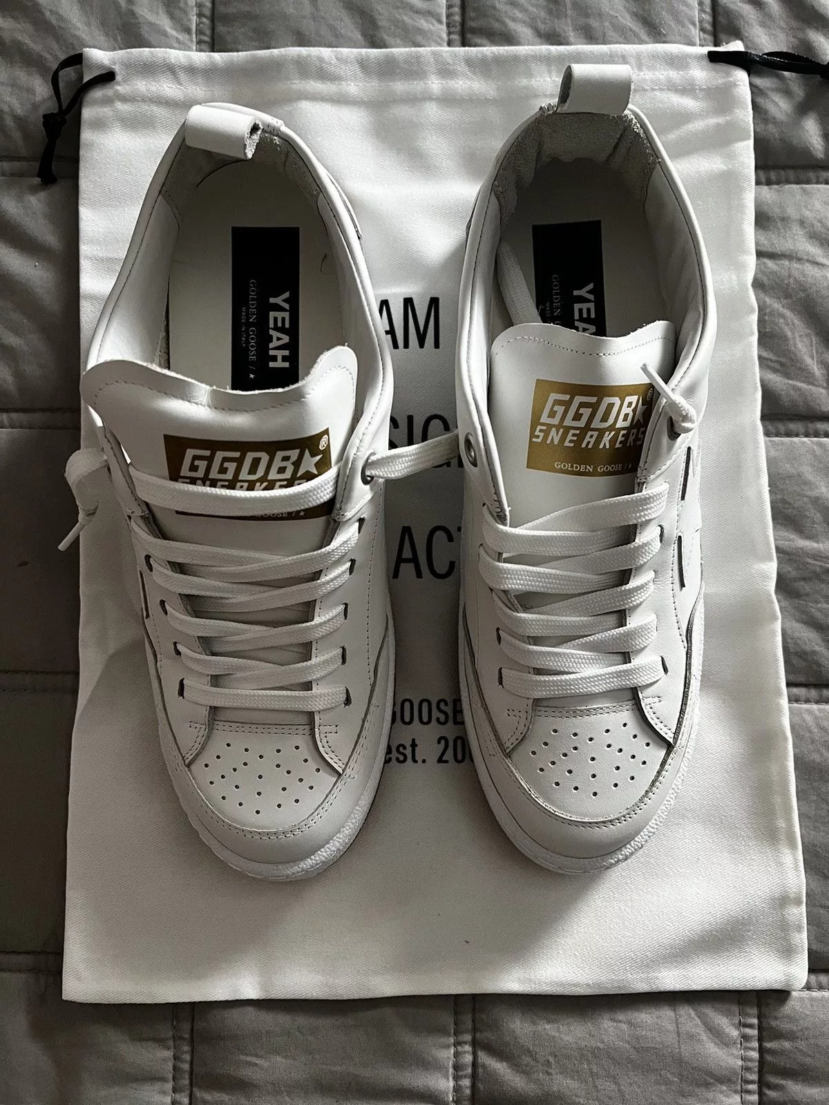 Golden Goose Low Top Sneakers Golden goose Yeah White