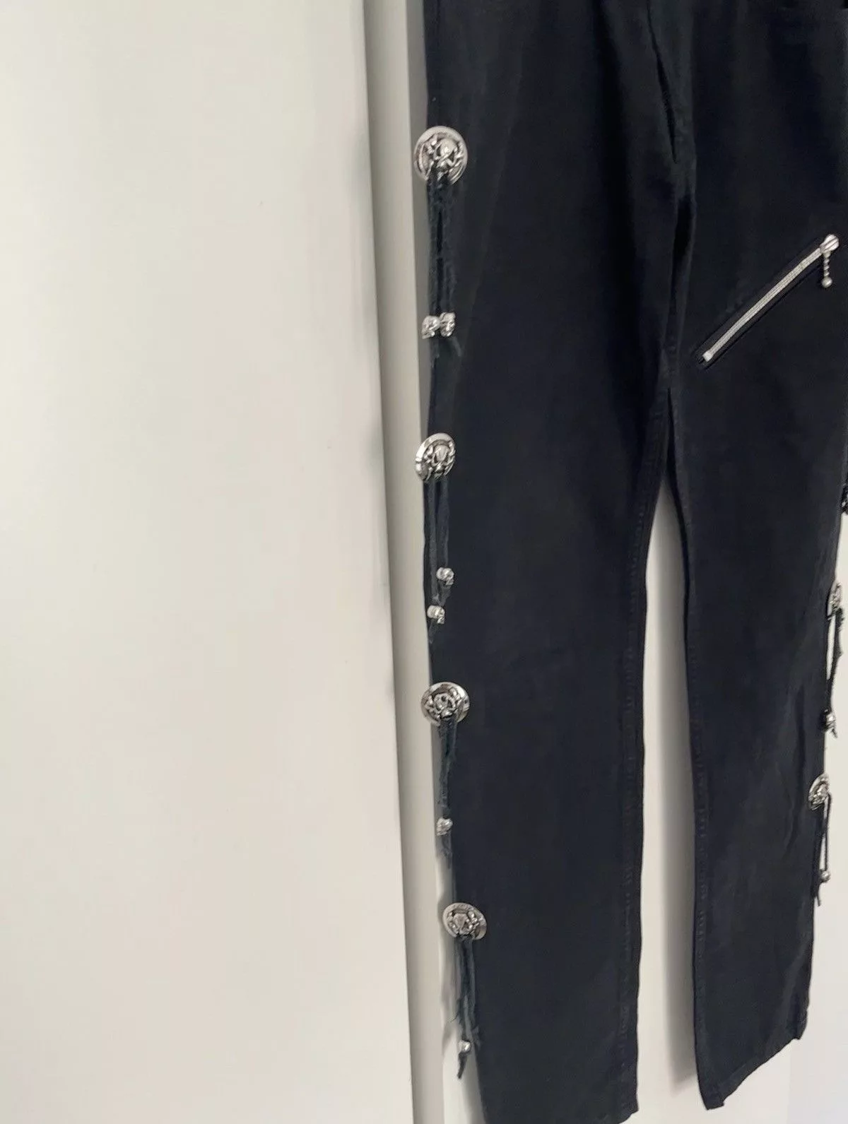 Undercover Denim Undercover skulls button archive denim jeans Black