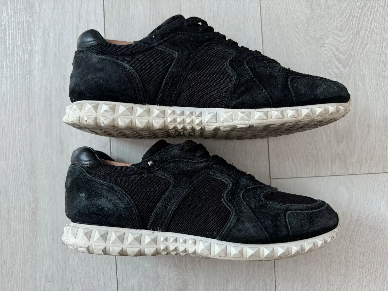 Valentino Low Top Sneakers Black