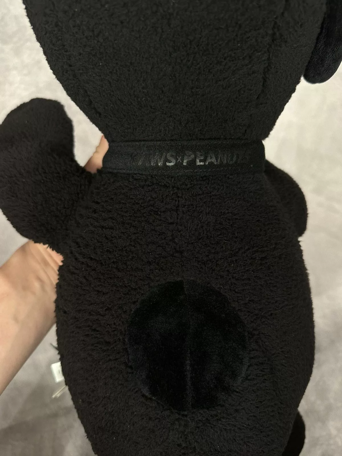 Kaws Miscellaneous Kaws × Peanuts × Uniqlo 🎱Sendoffers 😍Kaws X Snoopy Plush Large size Black