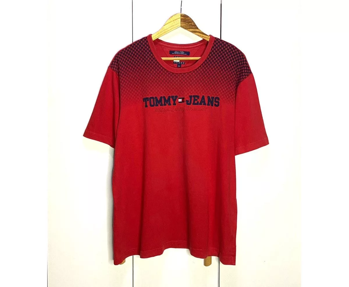 Tommy Hilfiger Short Sleeve T Shirts Tommy Hilfiger Crewneck Shirt | Red Large