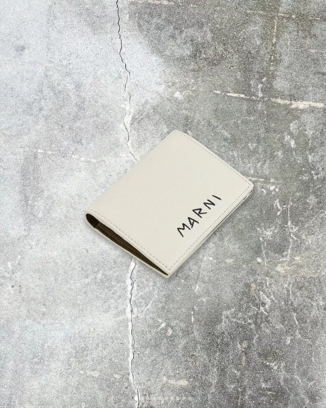 Marni Wallets LEATHER BIFOLD WALLET WITH MARNI MENDING White