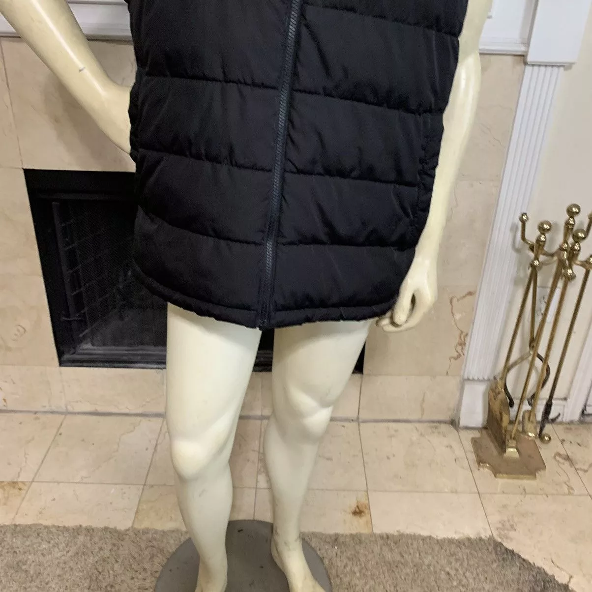 Gap Vests Gap Puffy Zippered vest Black