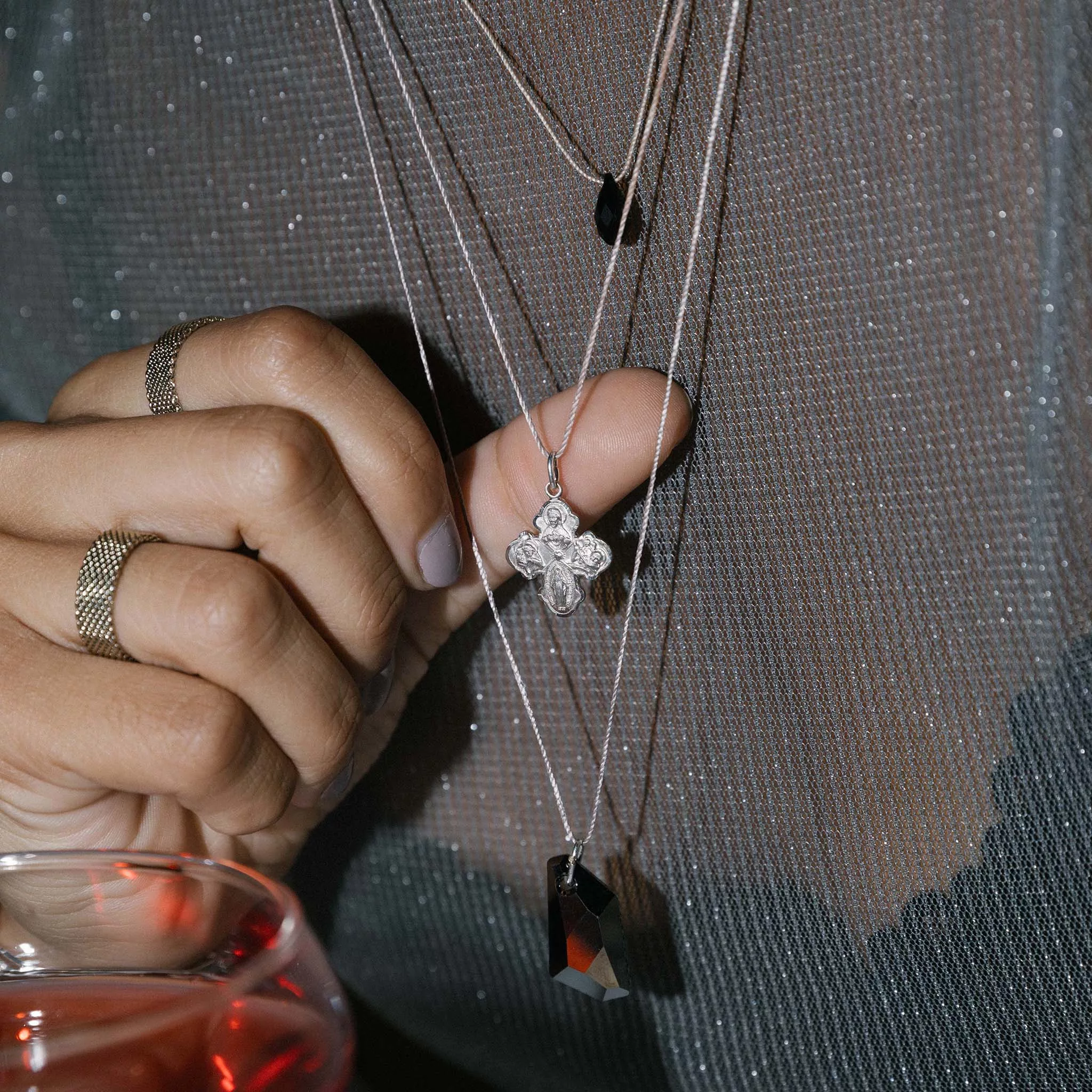 4-Way Cross Expandable Chain Necklace
