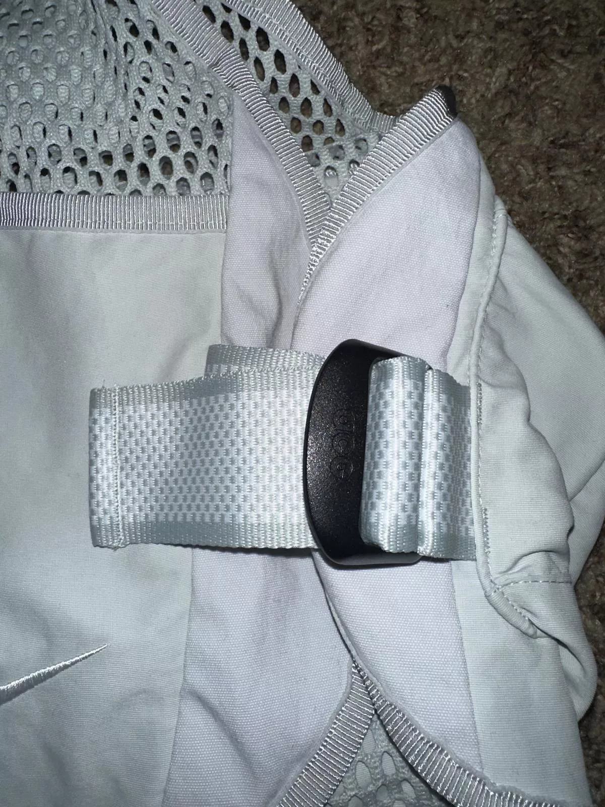 Nike Vests Nike Unisex ACG Buttles Light Silver Hiking Vest Sample Green