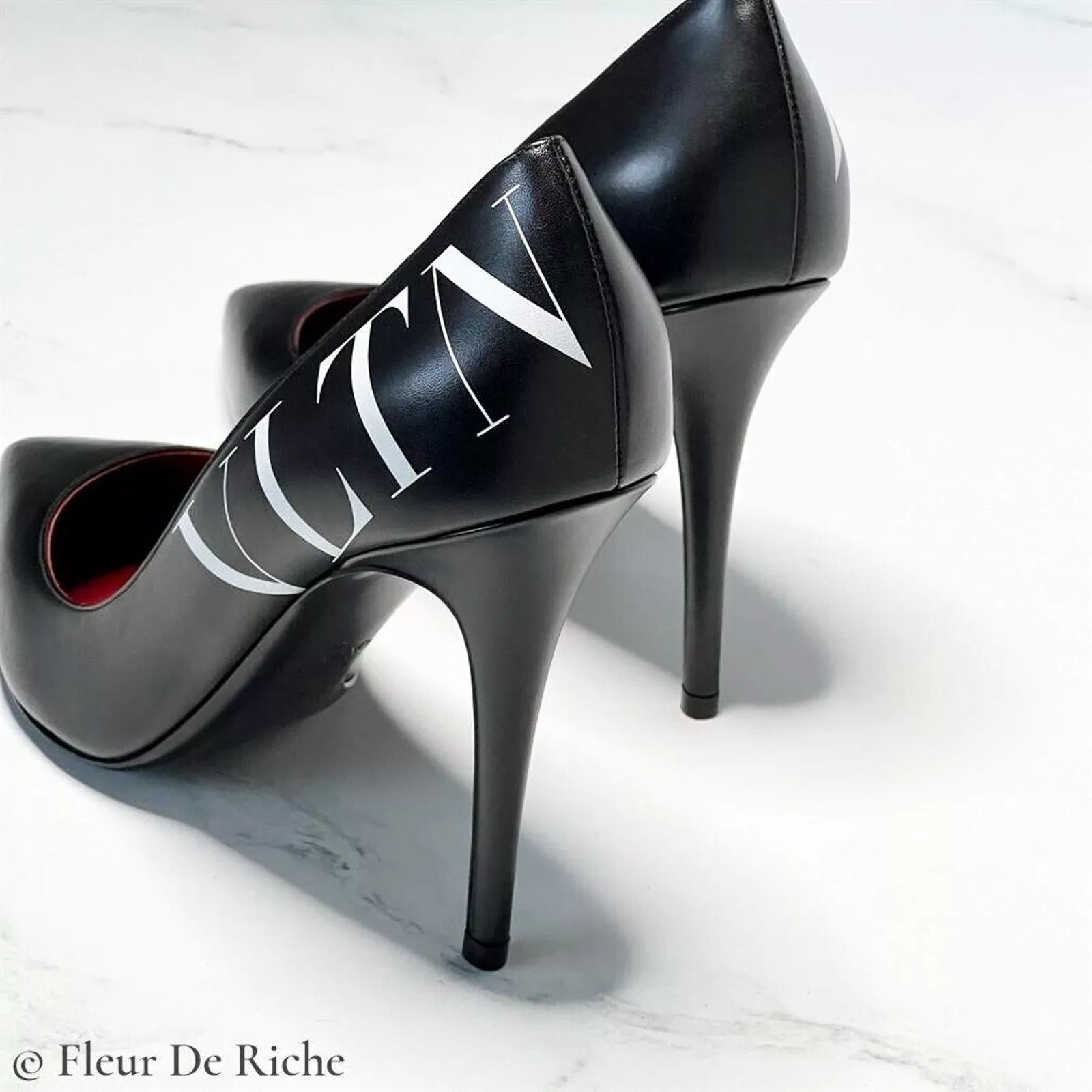 Valentino Heels Valentino Garavani 'VLTN' Pointy Toe Pumps Black EU 39 US 9