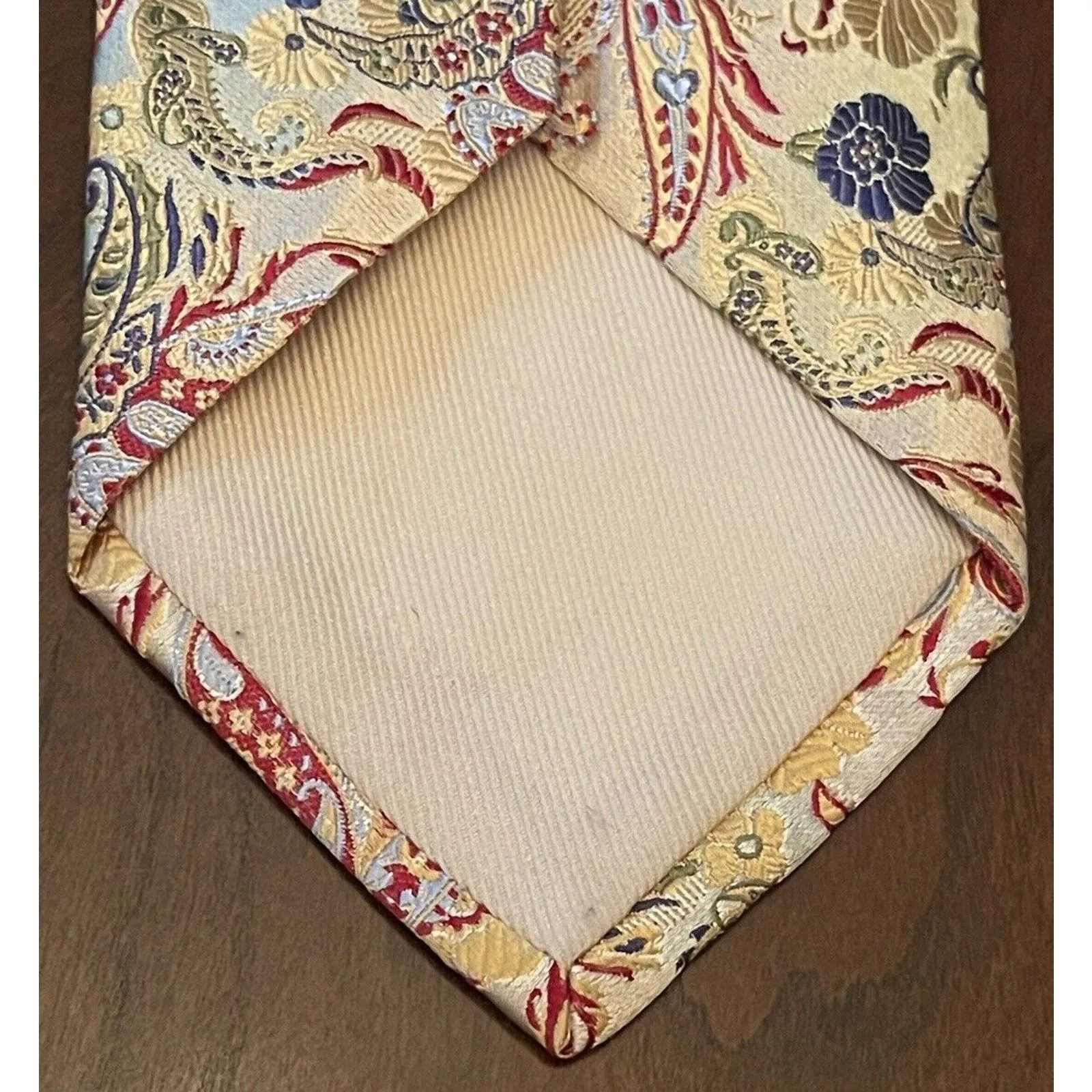Neiman Marcus Ties Pocketsquares Neiman Marcus Gold Red Hand Made 100% Silk Made In Italy Multi