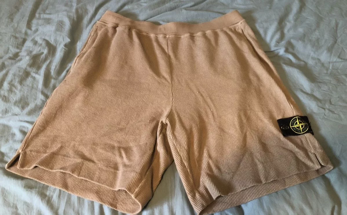 Stone Island shorts Brown