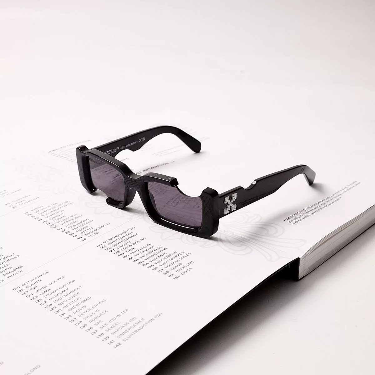 Off-White Sunglasses Off-White OFF WHITE CADY CUT SUNGLASSES Black