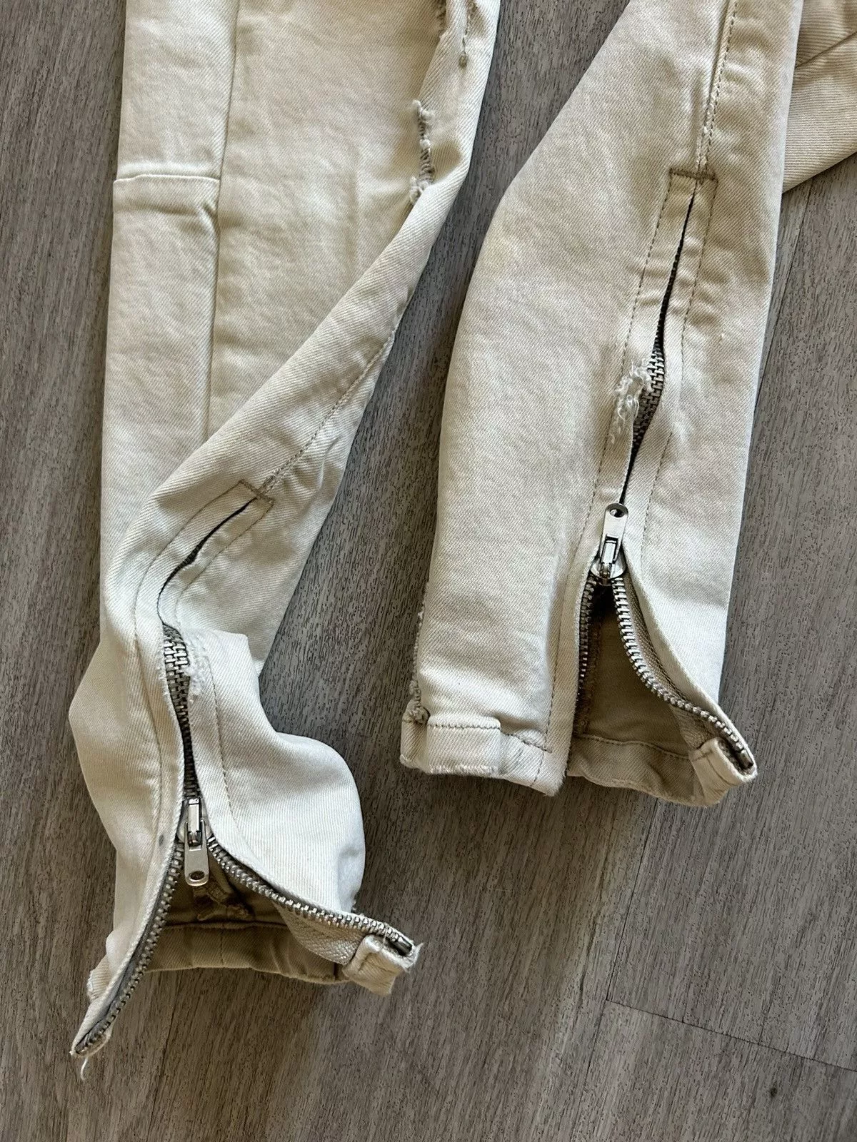 Crysp Denim Denim Crysp Denim Distressed Denim Beige
