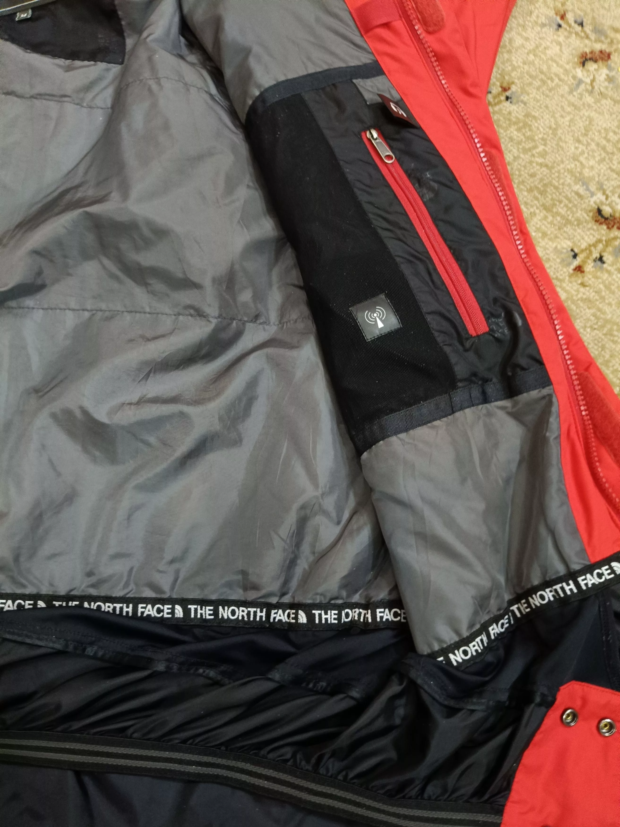 The North Face Light Jackets The North Face Pufffer Multi