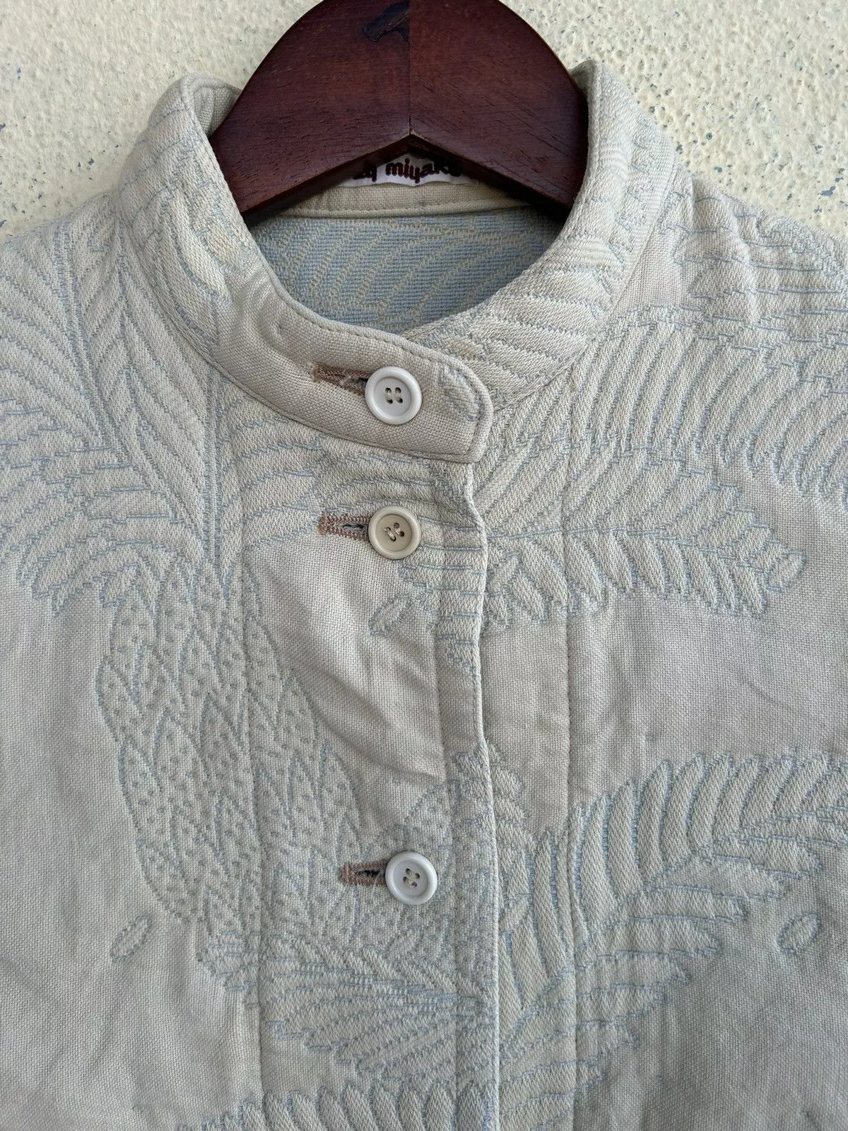 Issey Miyake Light Jackets Issey Miyake Mandarin Colar Button Ups Jacket White