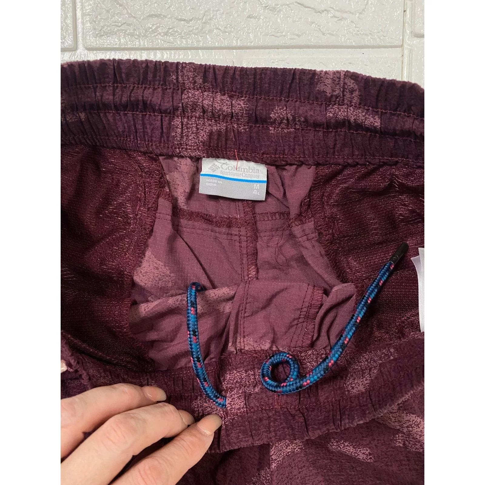 Columbia Shorts Red