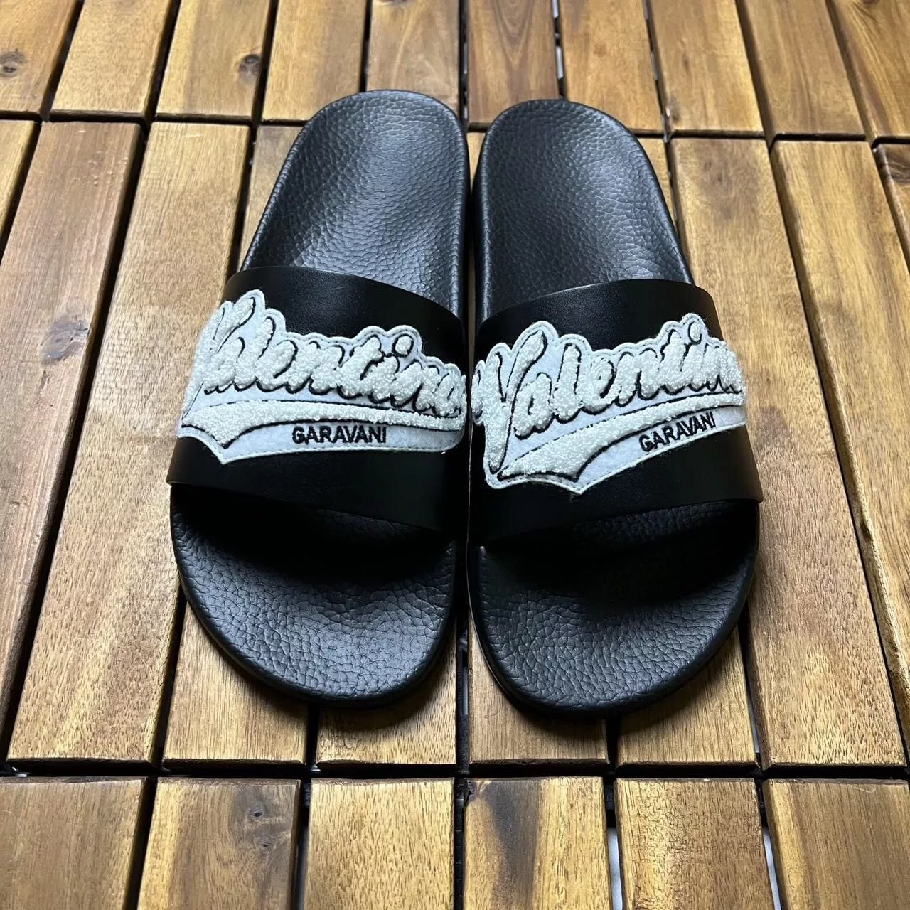 Valentino Slip Ons VALENTINO GARAVANI SLIDE ~ APPLIQUÉ LOGO ~ Black