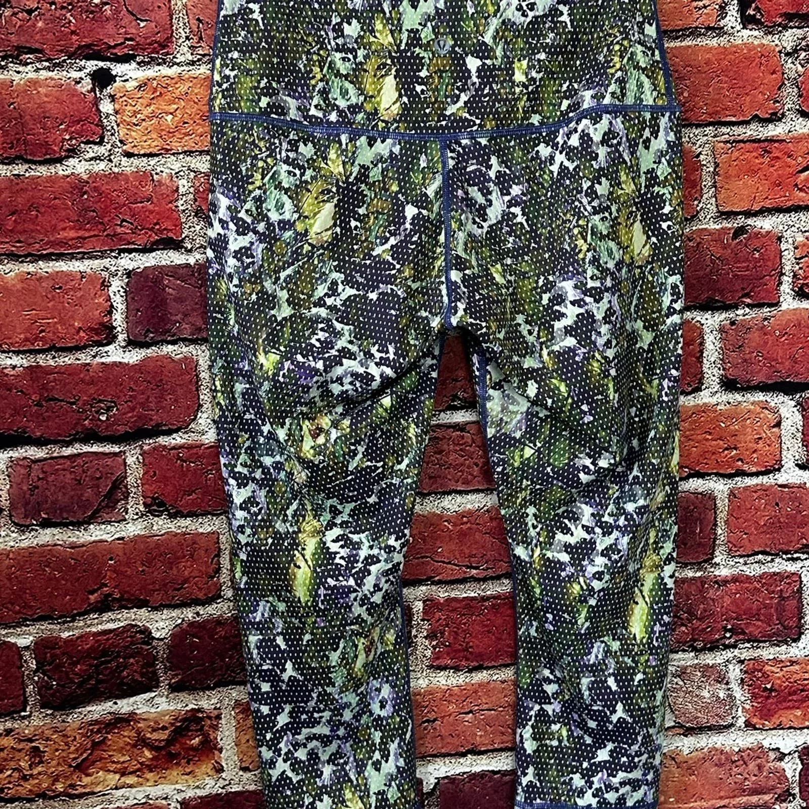 lululemon leggings size 8 Green
