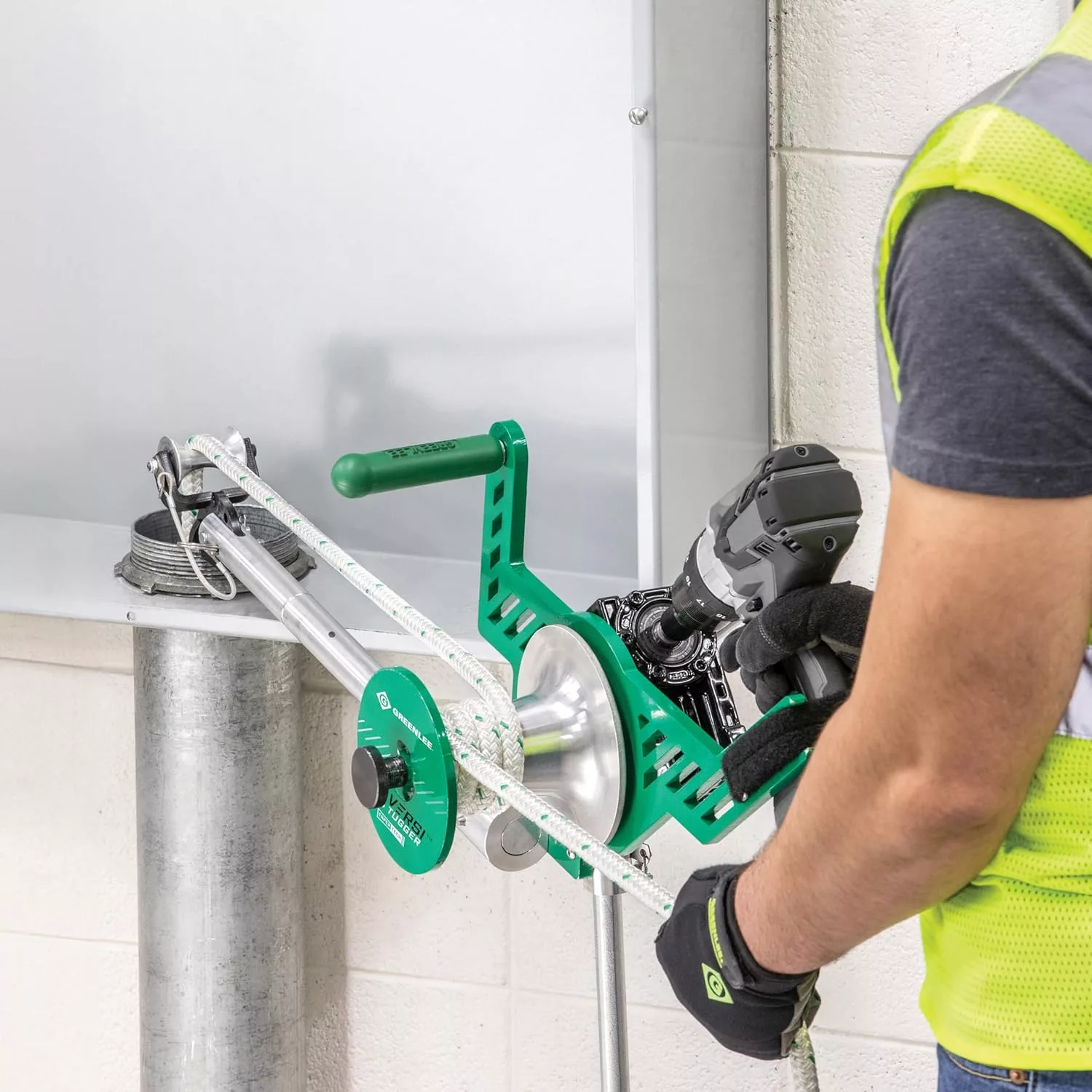 Greenlee G1 Versi-Tugger Handheld 1,000-lb. Electrical Cable Puller, 1/2 - 4""