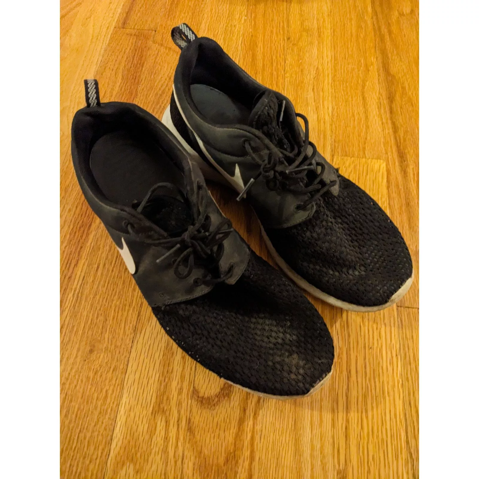 Nike Low Top Sneakers Nike Roshi Run Shoes Black