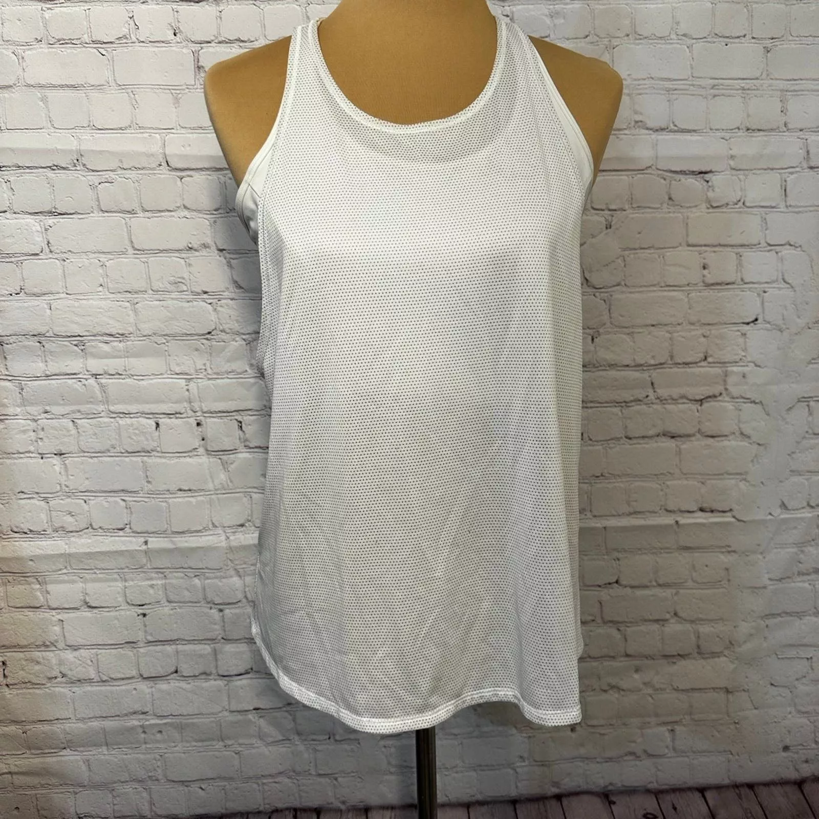 Lululemon Tank Tops Lululemon Tank Top White