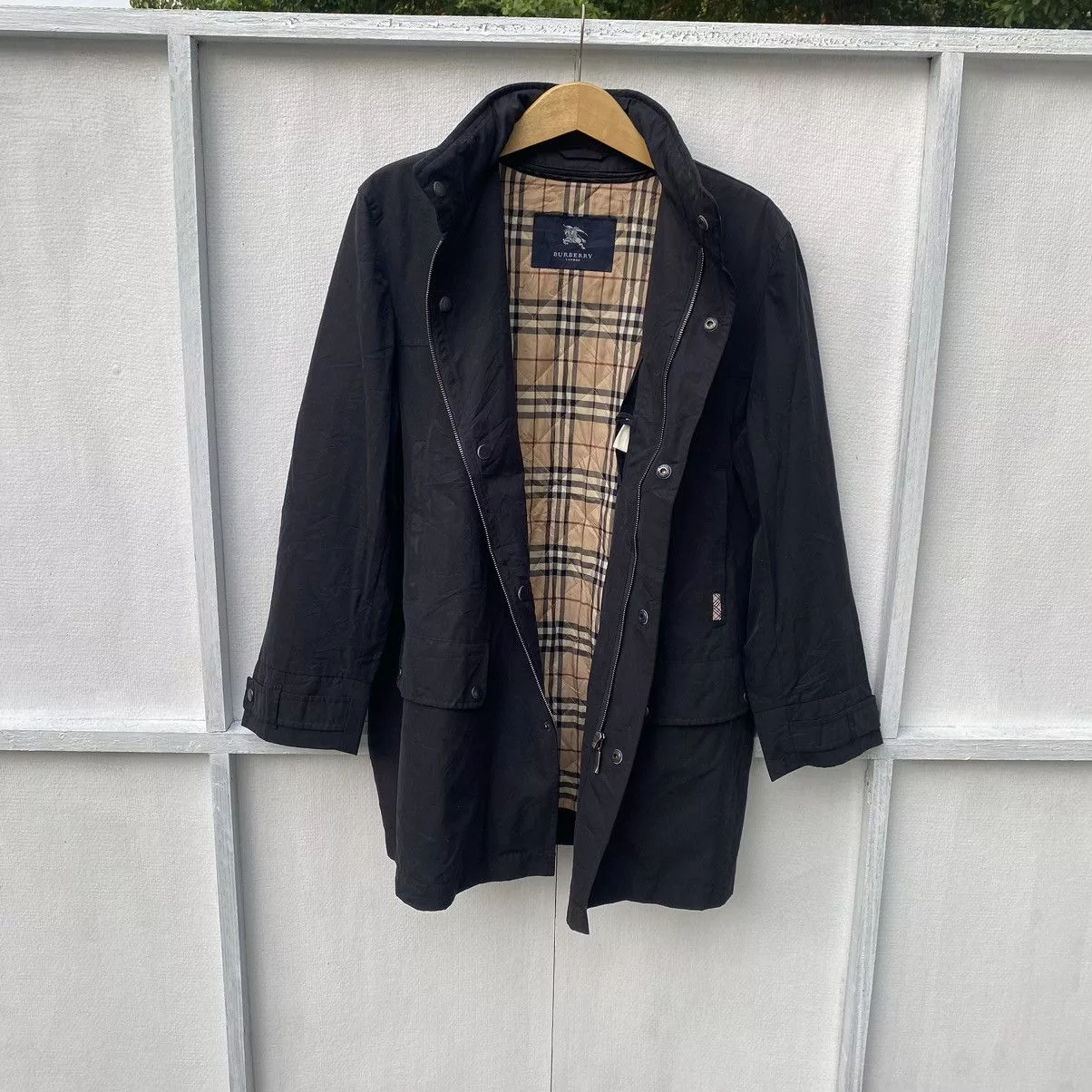 Vintage Burberry Parkas Jacket Black