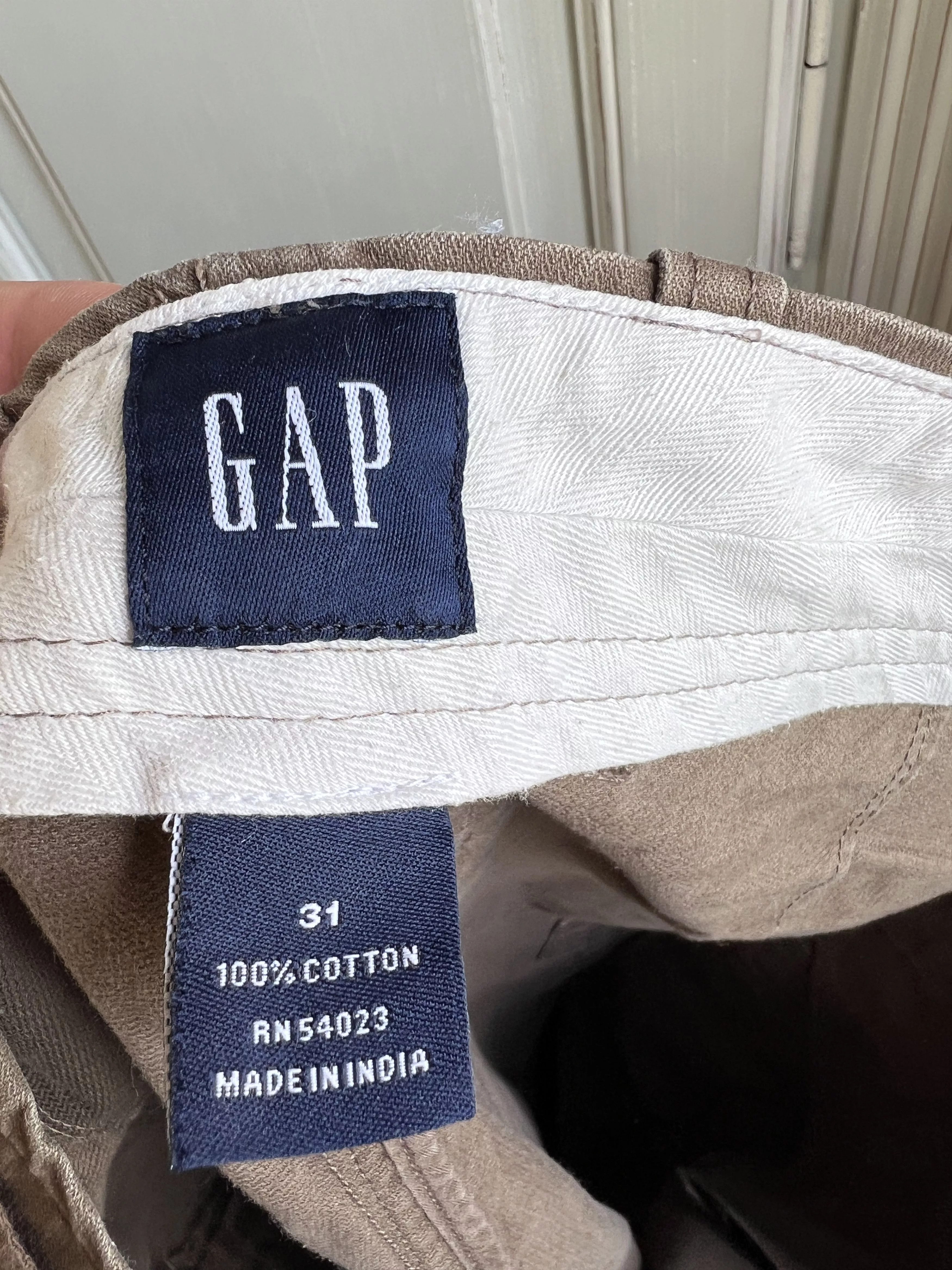 Gap Casual Pants GAP CARGO PANTS BROWN SIZE 31