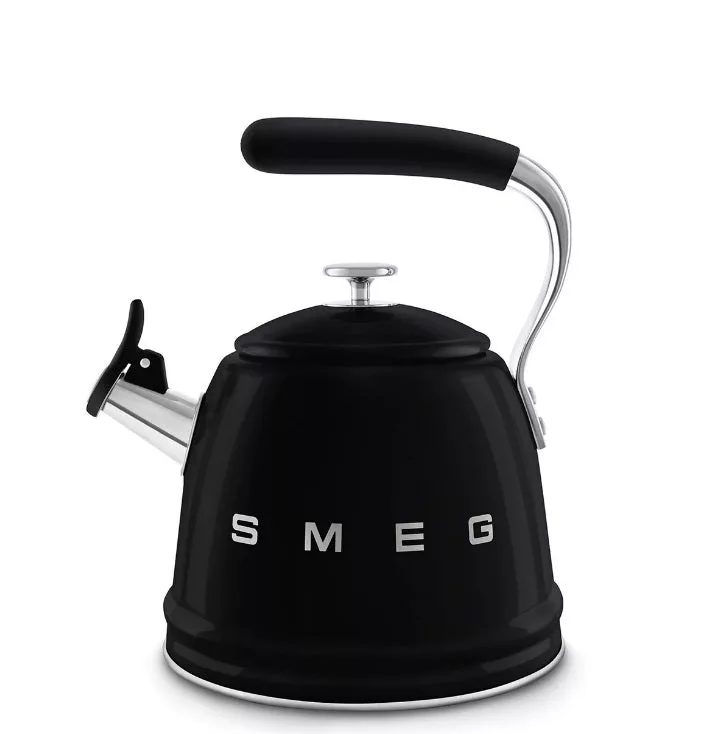 SMEG Whistling Kettle Black