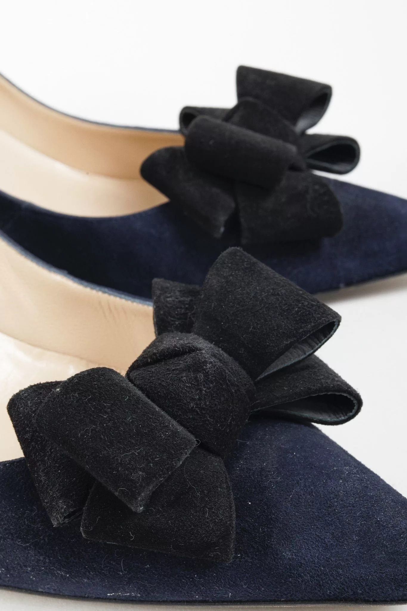Manolo Blahnik Heels Manolo Blahnik Lisane Bow Pumps Black