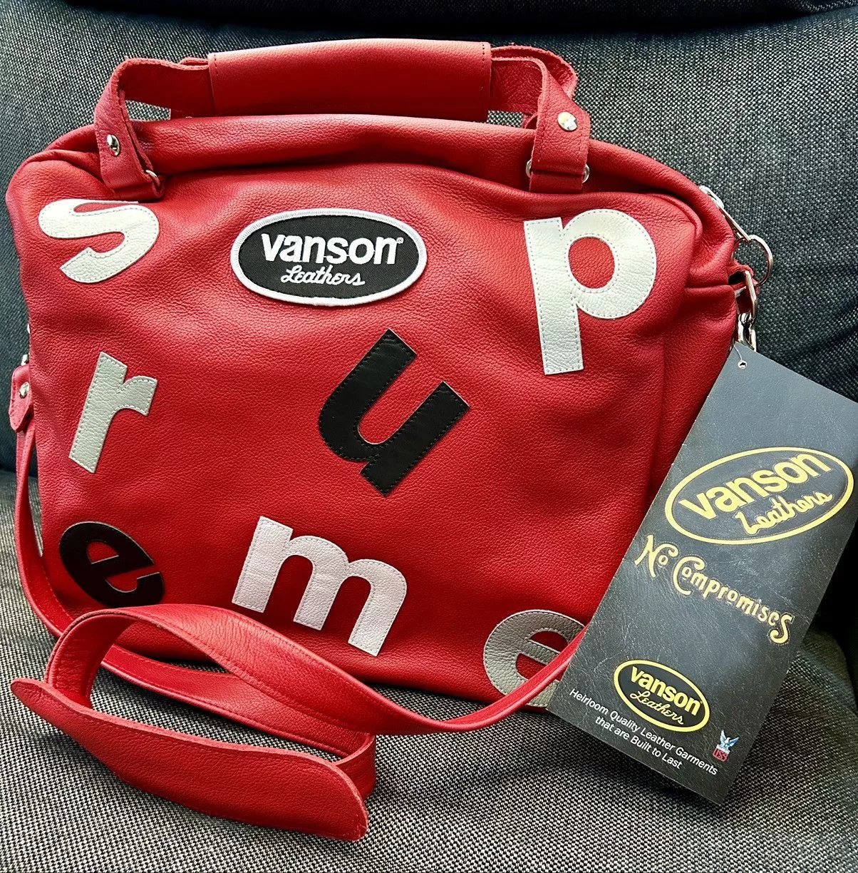 Supreme Supreme Supreme × Vanson Leathers Supreme Vanson Leathers Letters Bag Red
