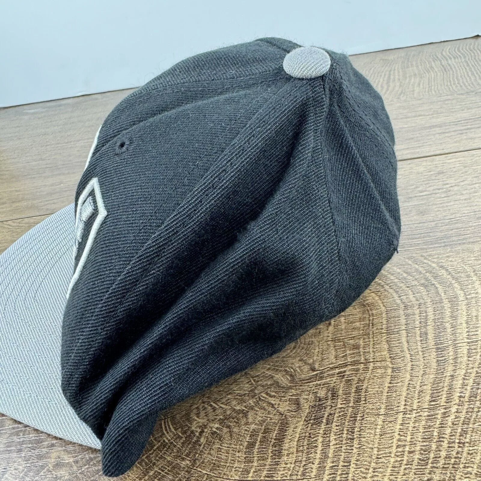 Mitchell & Ness Hats San Antonio Spurs Hat Mitchell & Ness Black Hat Adjustable S