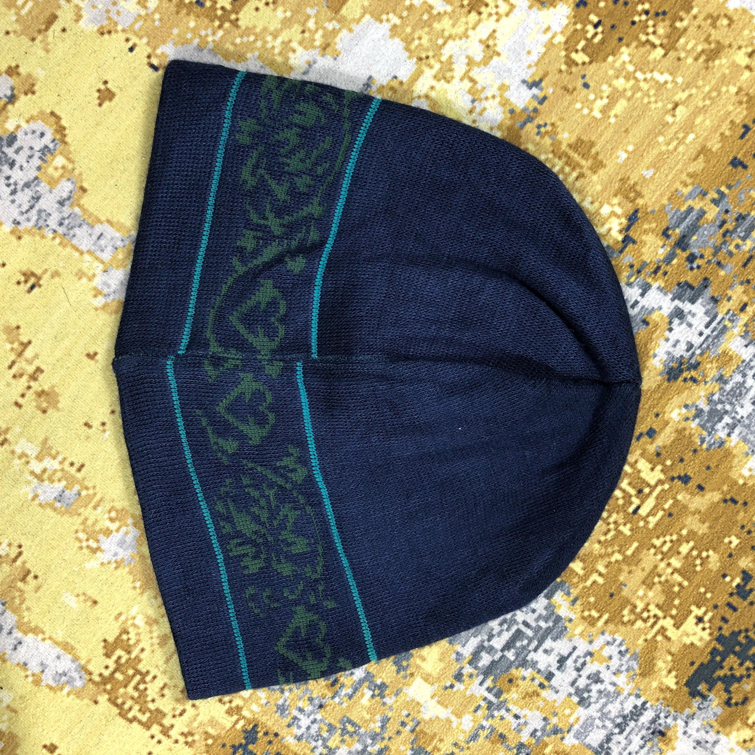 Vintage Hats Vintage Roxy Cuffless Beanie Hat B2135 Multi