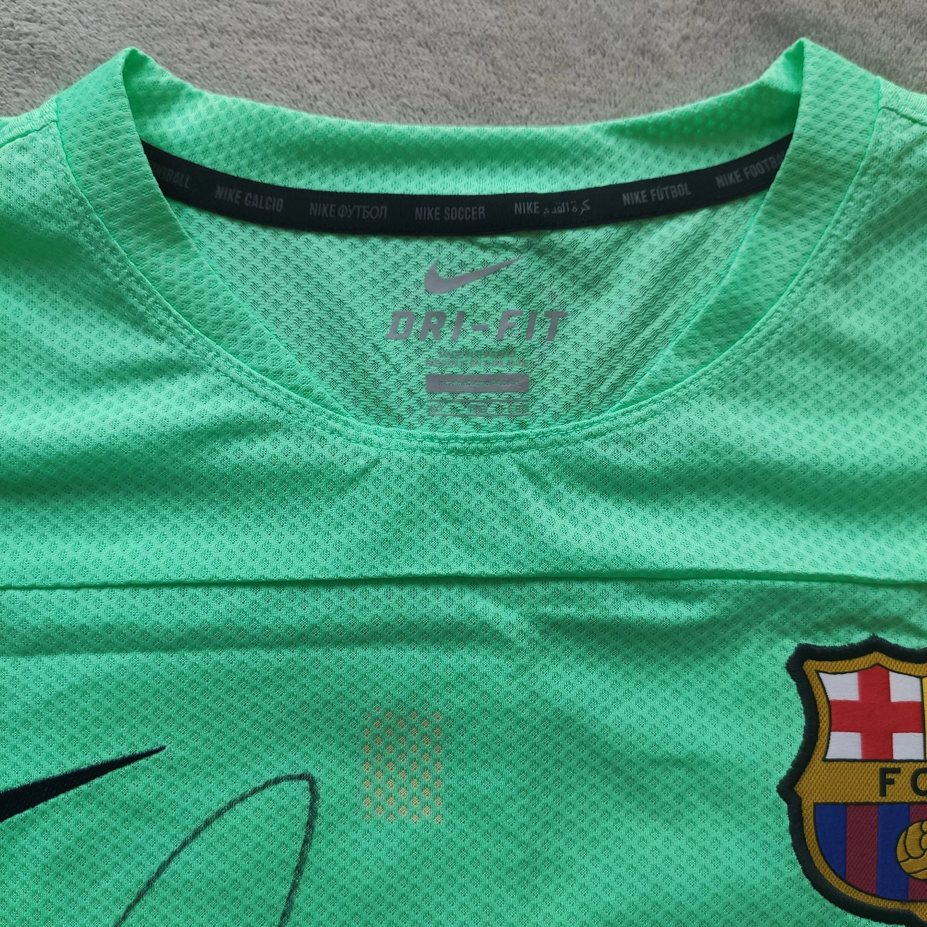 Nike Jerseys F.C. BARCELONA training FOOTBALL SOCCER JERSEY NIKE Green