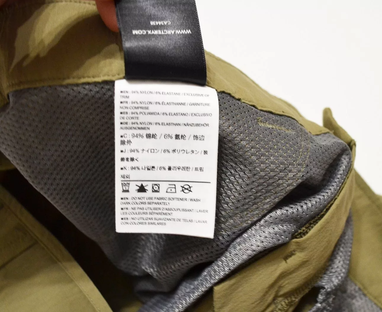 Arc'teryx Shorts Arc'teryx Parapet Capri Green Gorpcore