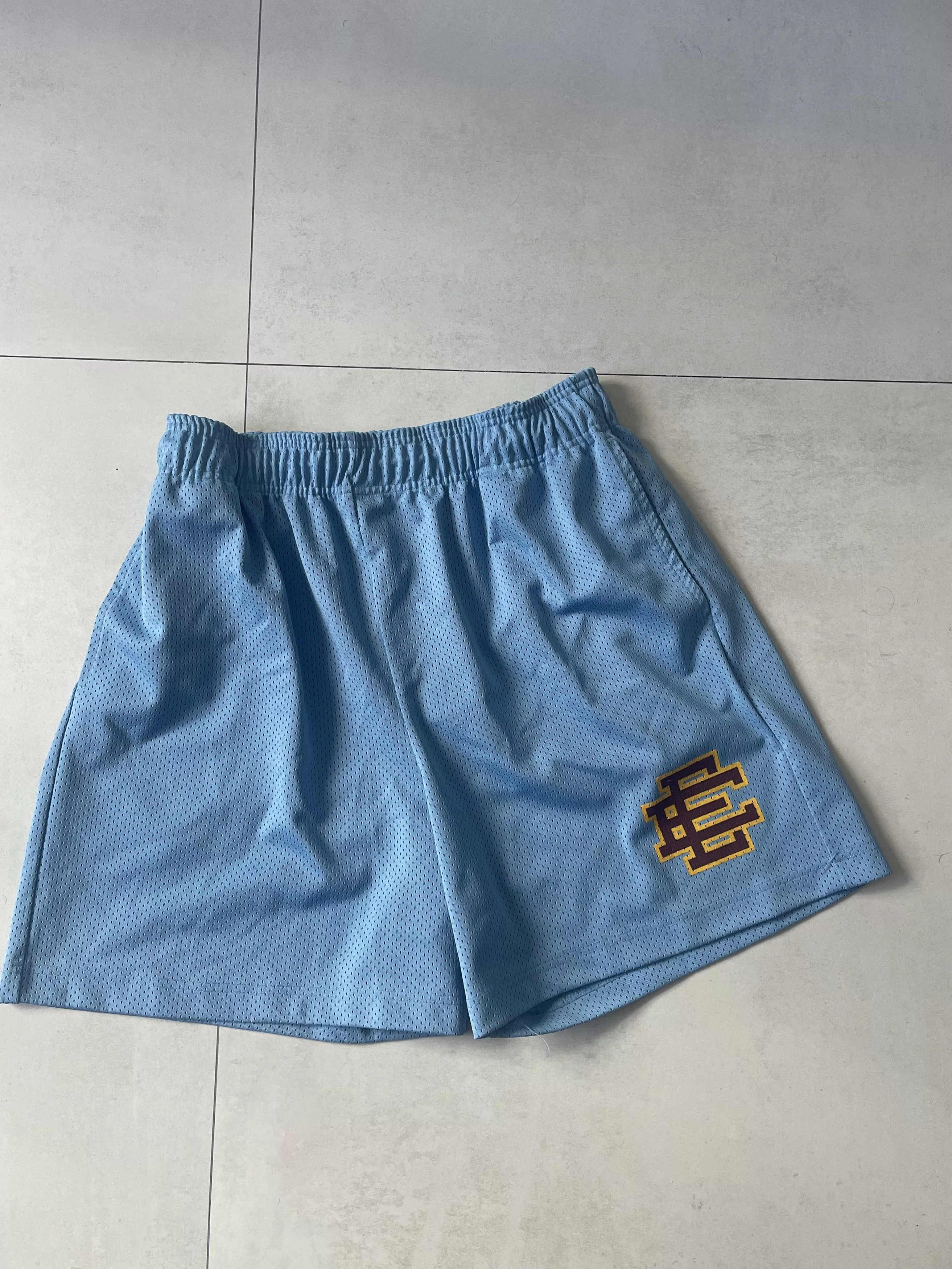 Eric Emanuel shorts light blue XL