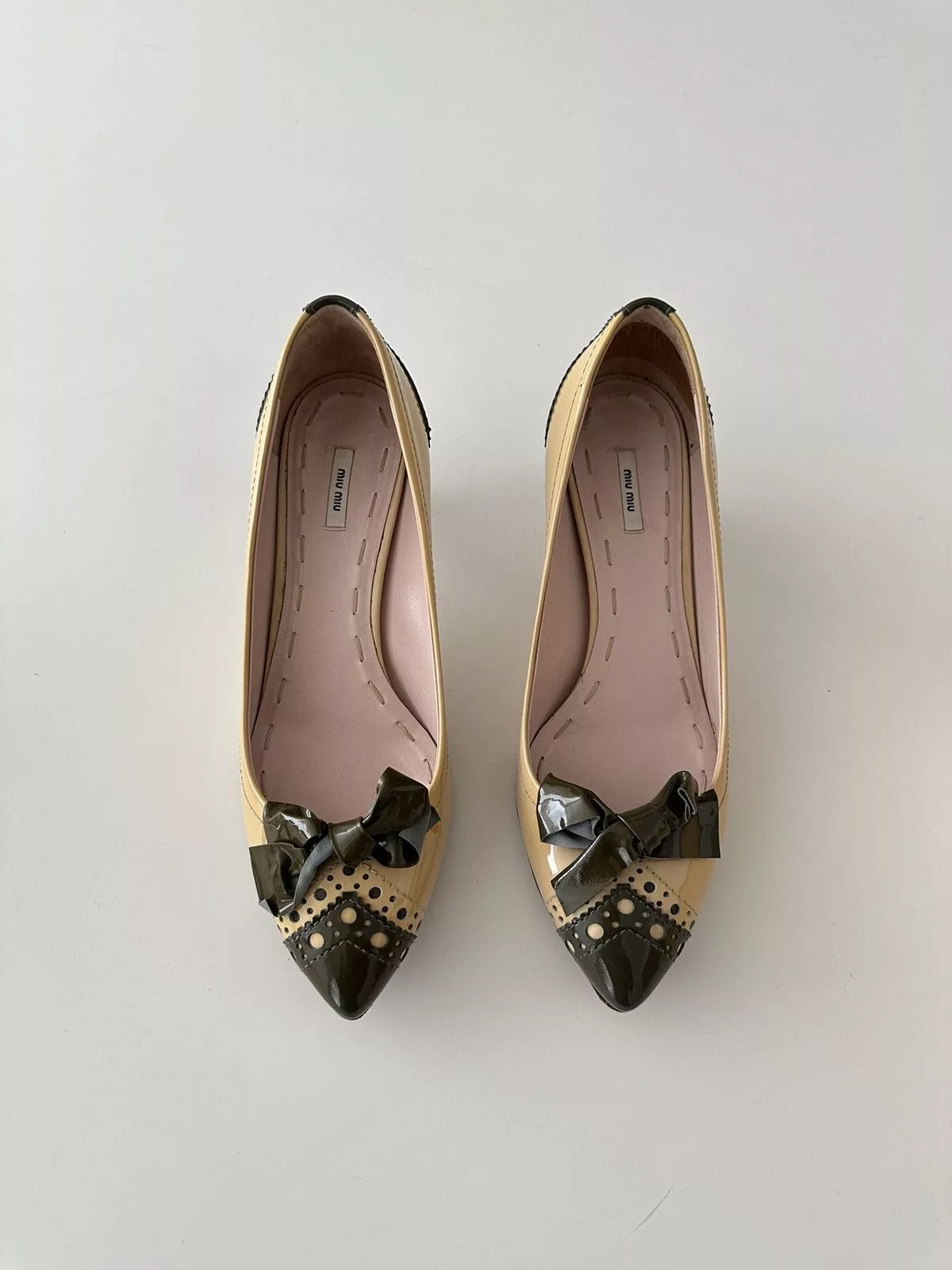 Miu Miu Heels miu miu 2000s bow kitten heels White