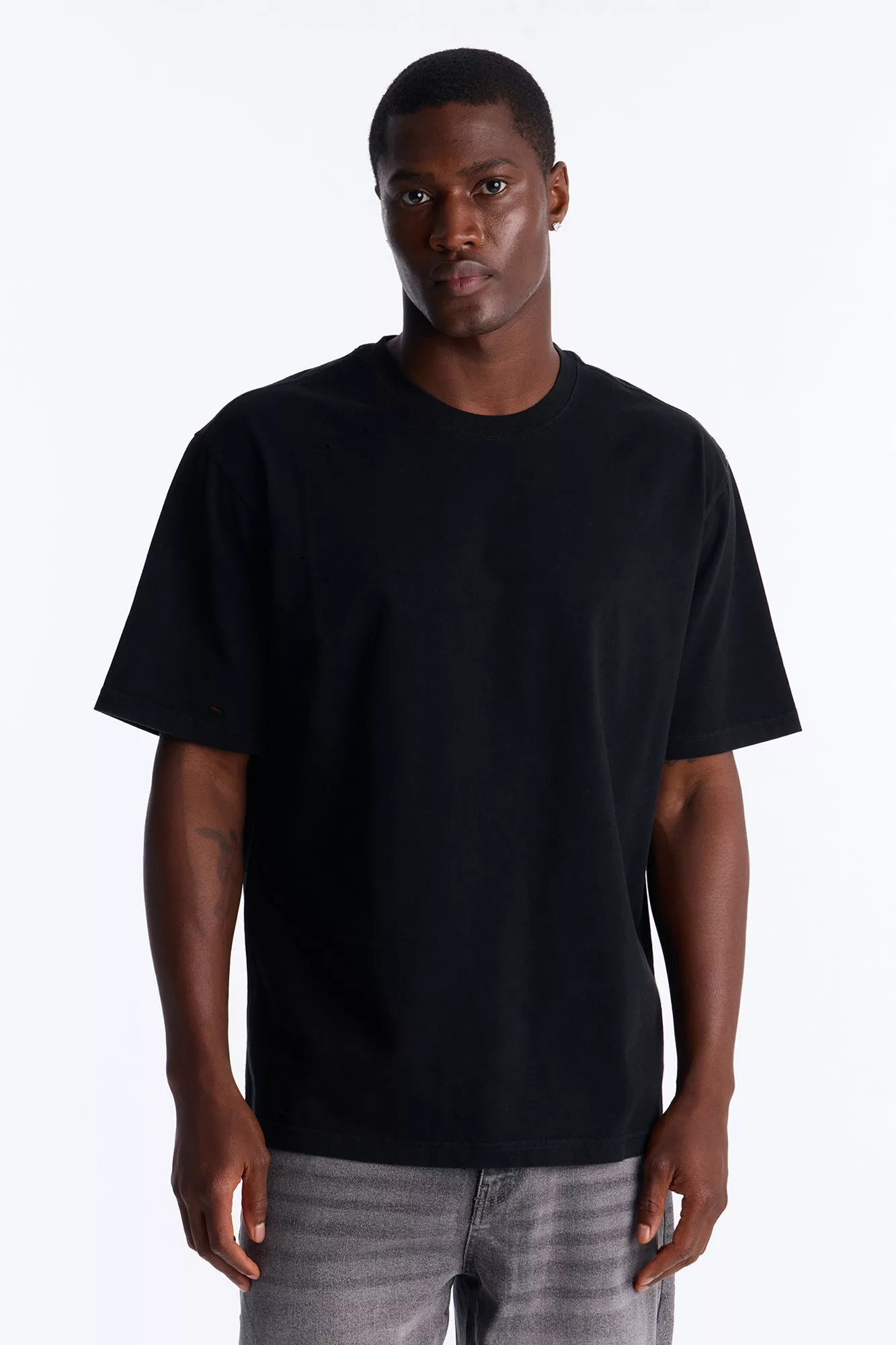 Destructed Crewneck Tee - Black