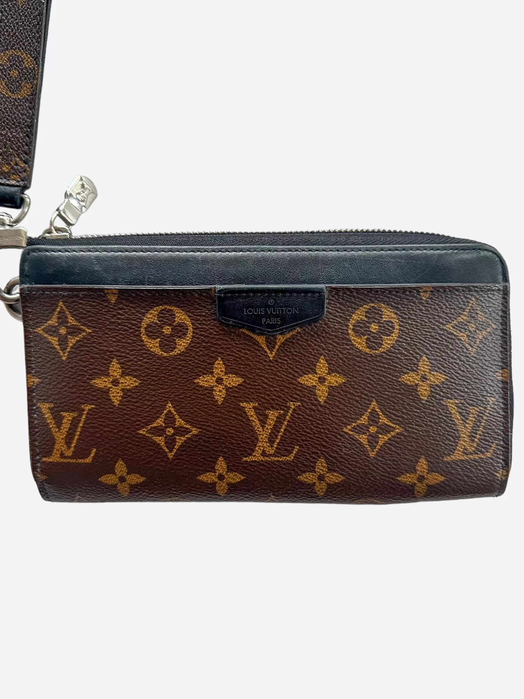Louis Vuitton Wallets Louis Vuitton Brown Monogram Zippy Dragonne Wallet