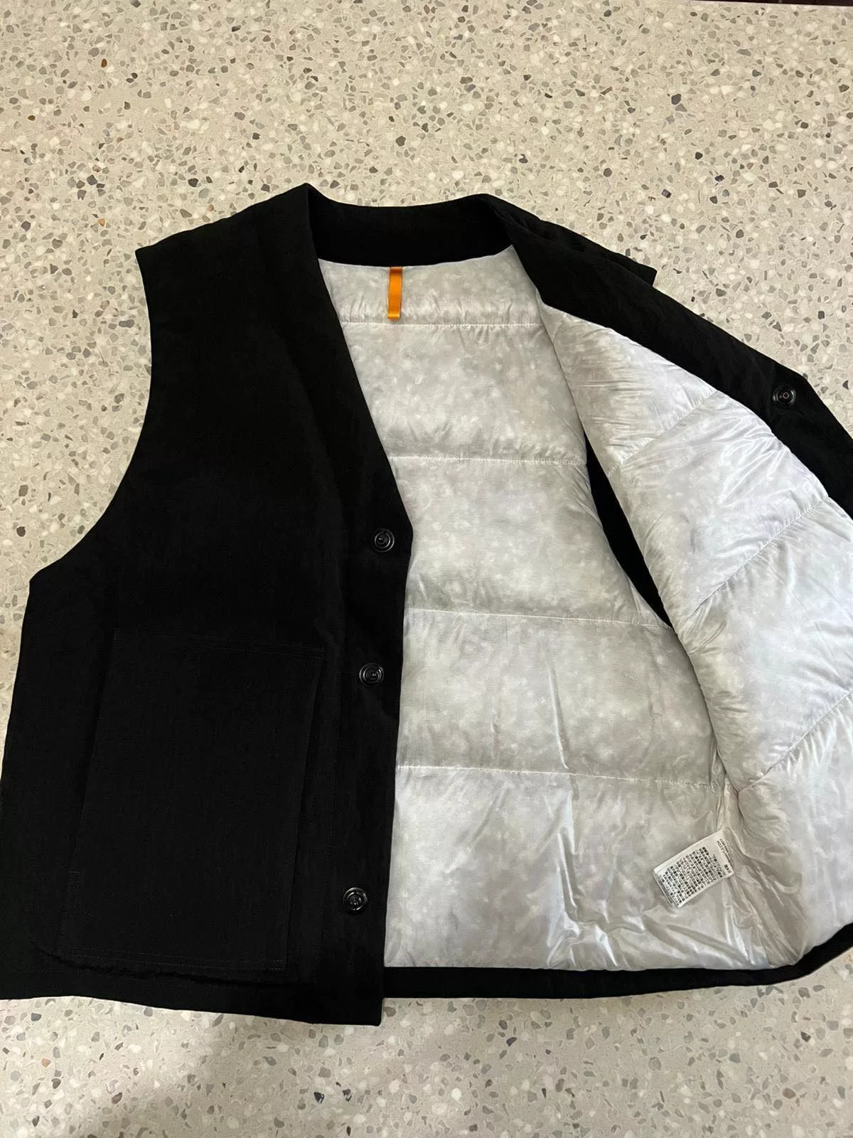 MAN-TLE Vests MAN-TLE R9 Down 5 Nylon Vest Black