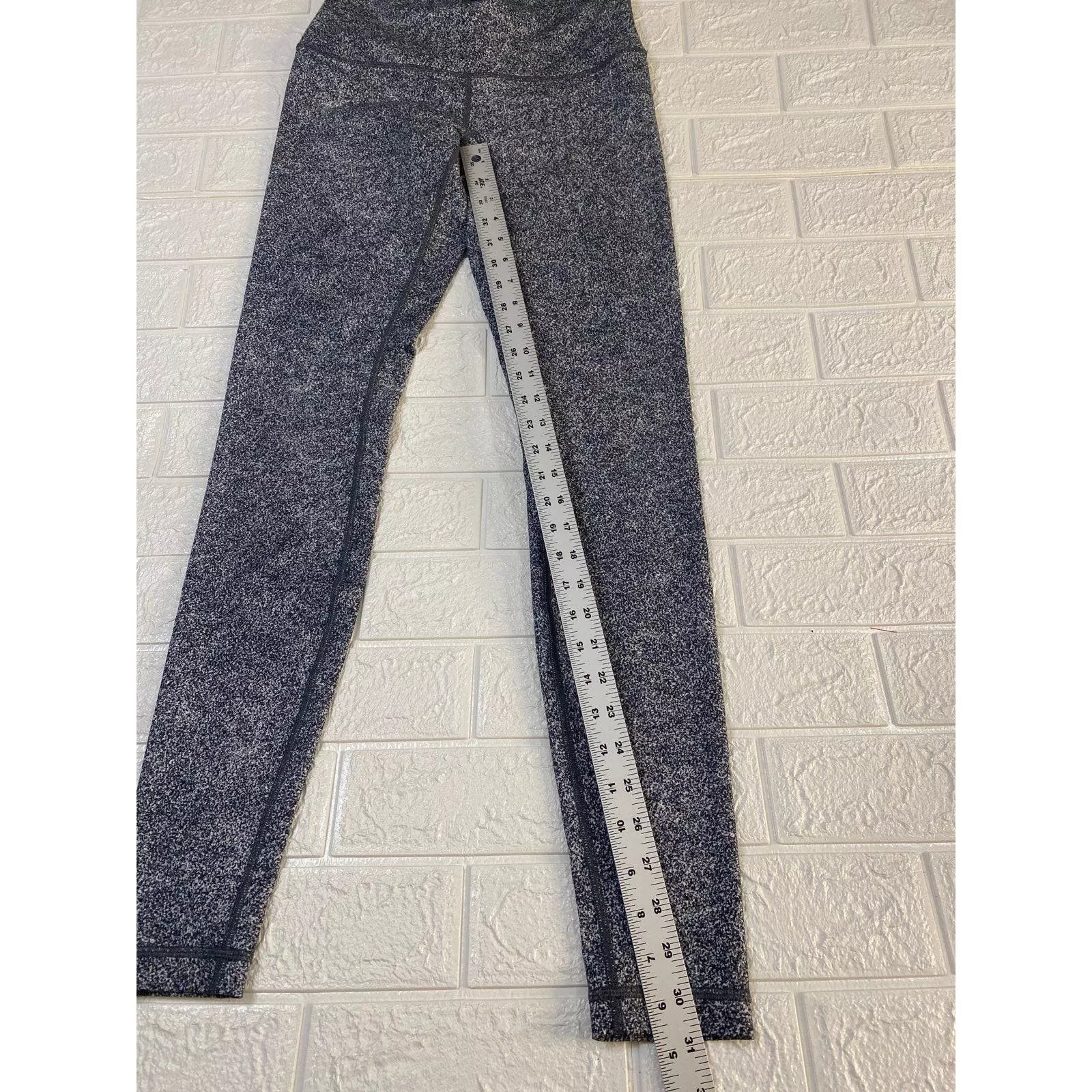 lululemon leggings size 10 Gray