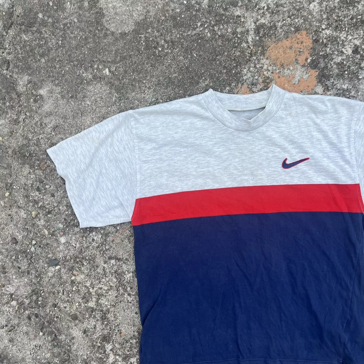 Nike Short Sleeve T Shirts Nike × Vintage Vintage Nike T Shirt Tee Baggy Mini Swoosh 90s Y2K Gray Streetwear