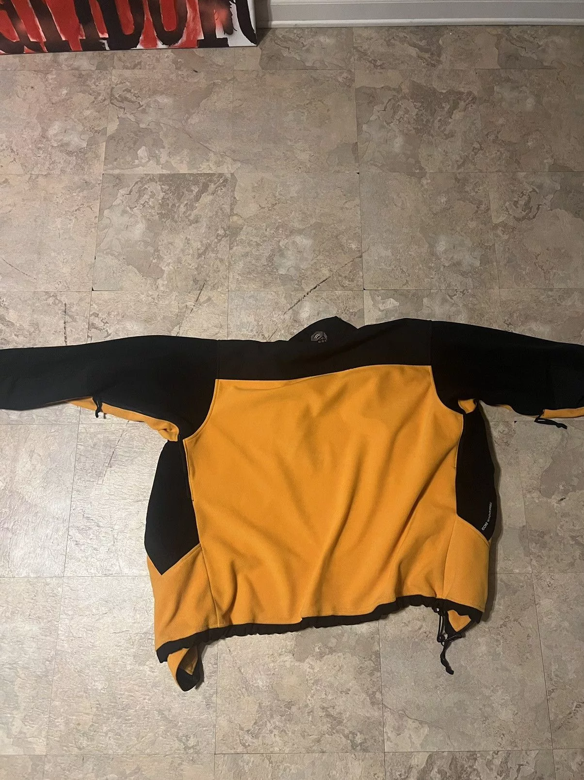 Mountain Hardwear Light Jackets Mountain Hardwear Mountain hardware windstopper Orange