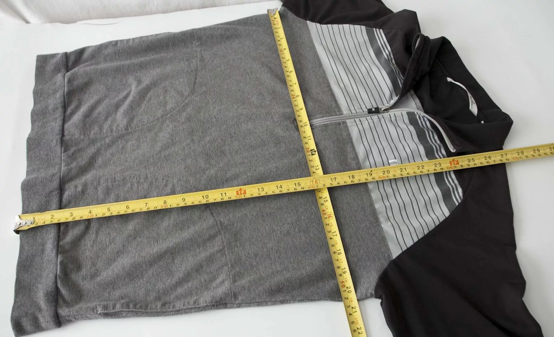 TravisMathew Light Jackets TravisMathew Travis Mathew Pullover 1/3 Zip Size M Gray