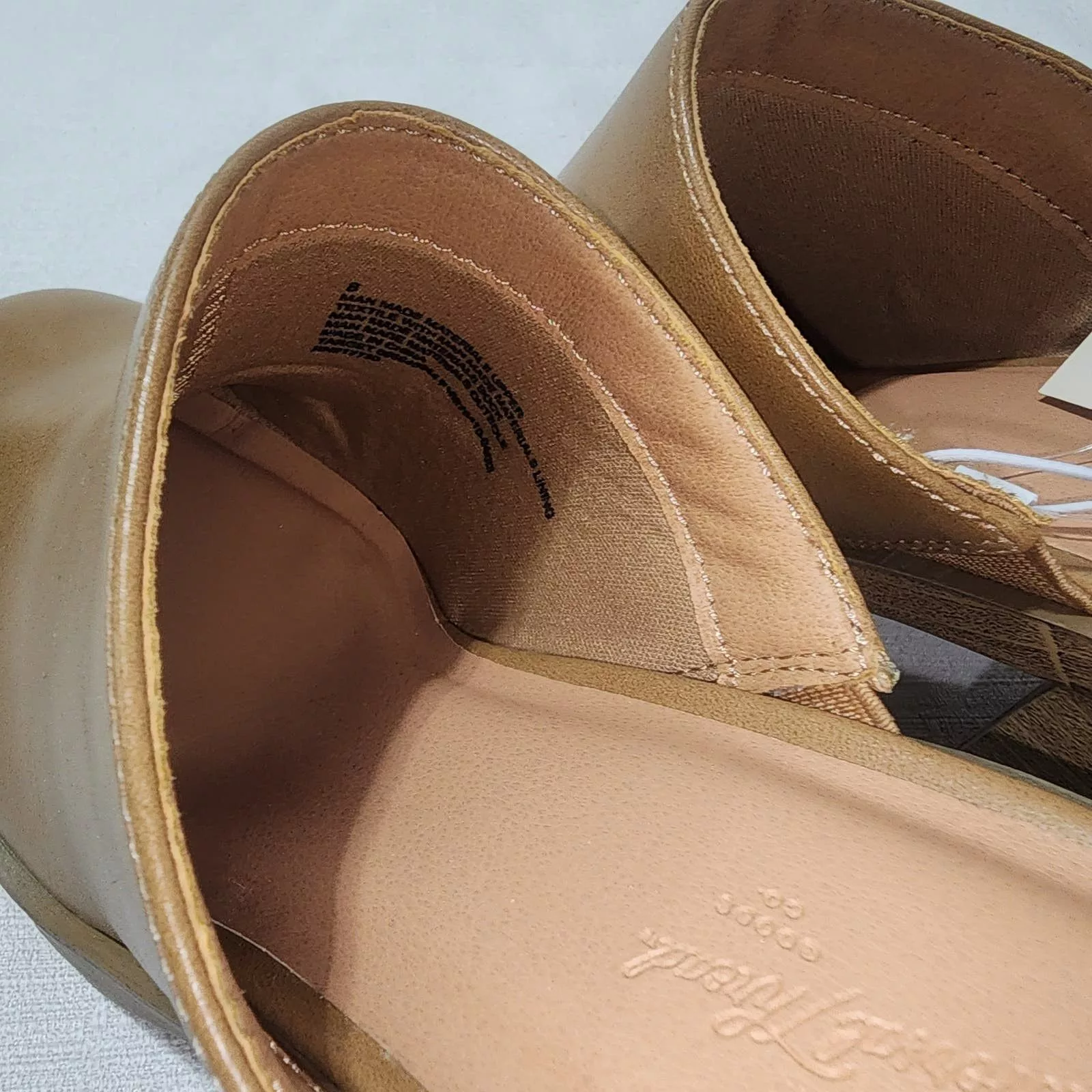 Other Platforms Other universal thread Women's clogs-size 8 Brown